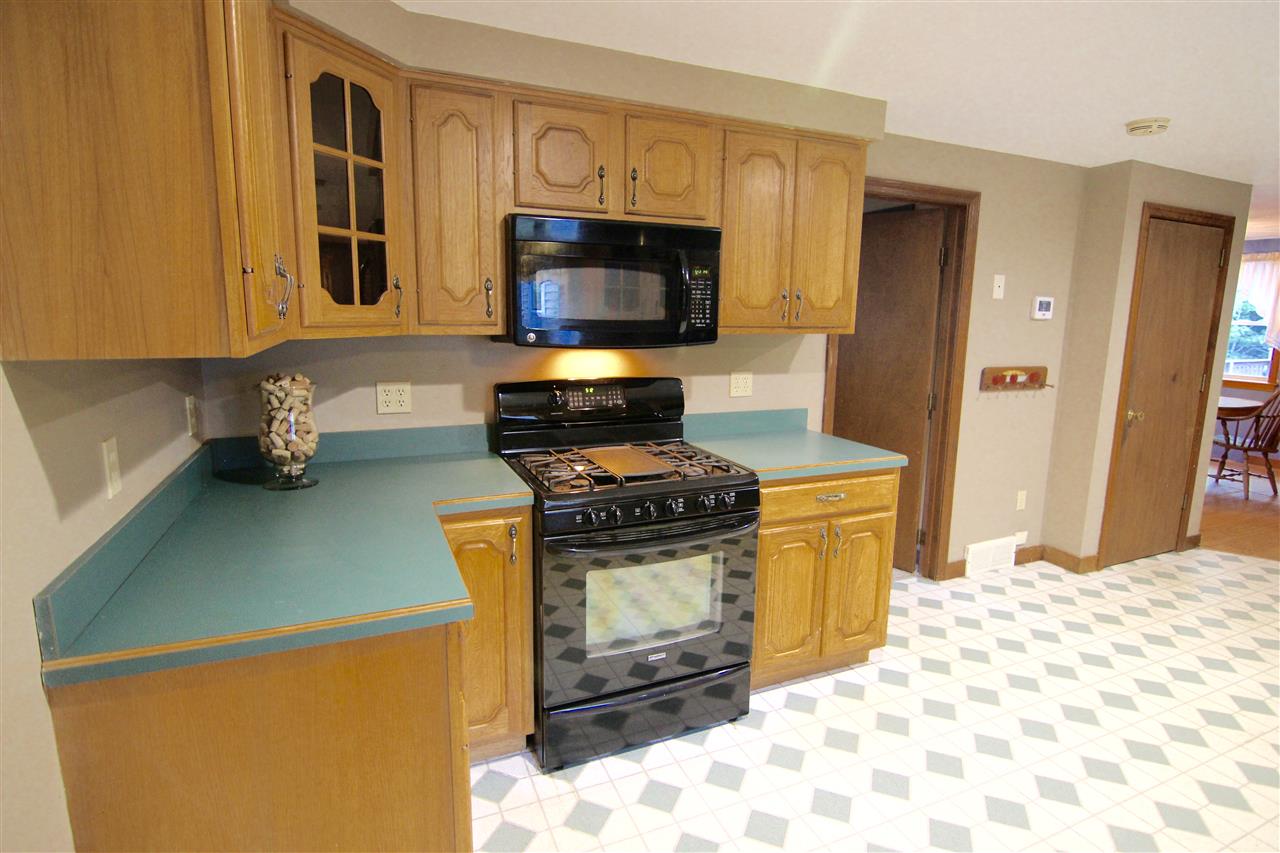 286 Roller Coaster Road Strafford, NH 03884 - Photo 4 of 38