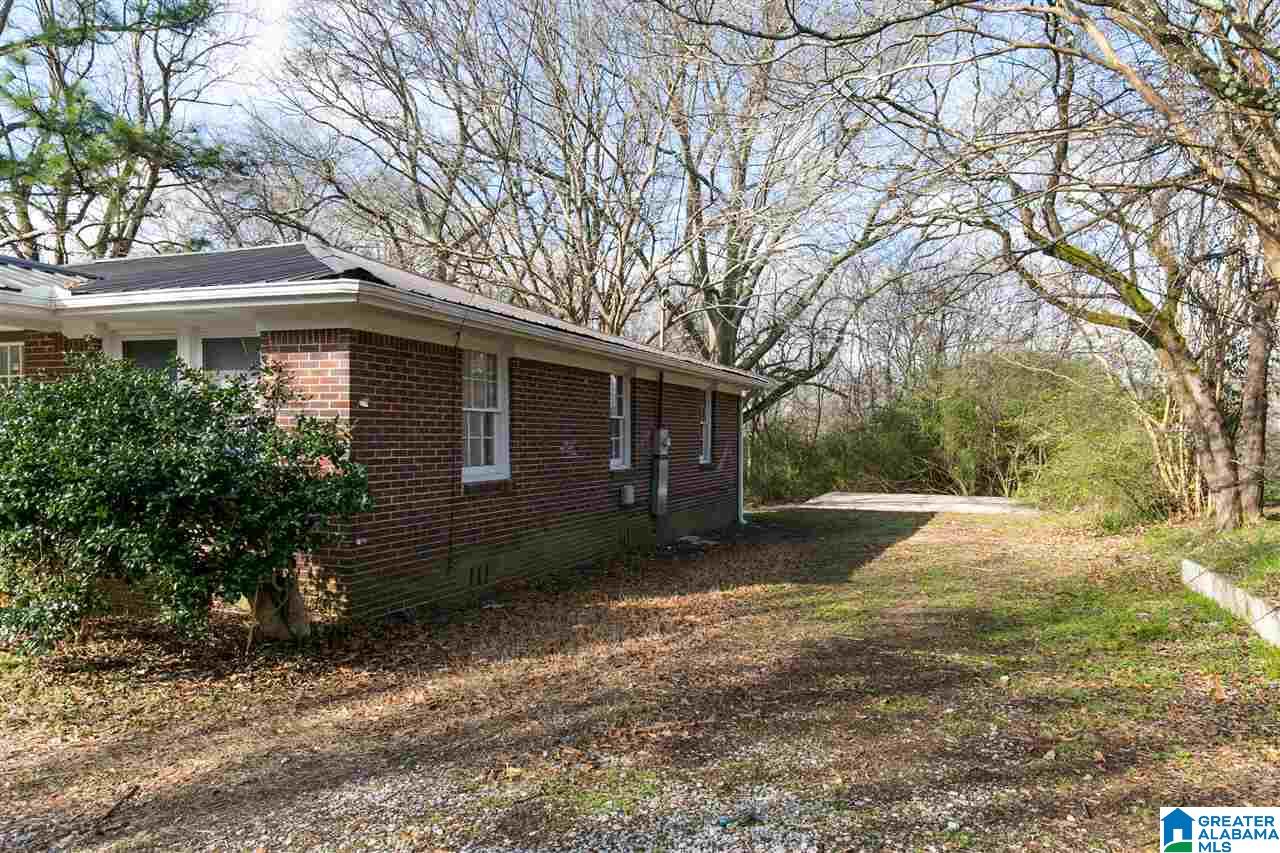 924 3rd Avenue Pleasant Grove, AL 35127 - Photo 5 of 48