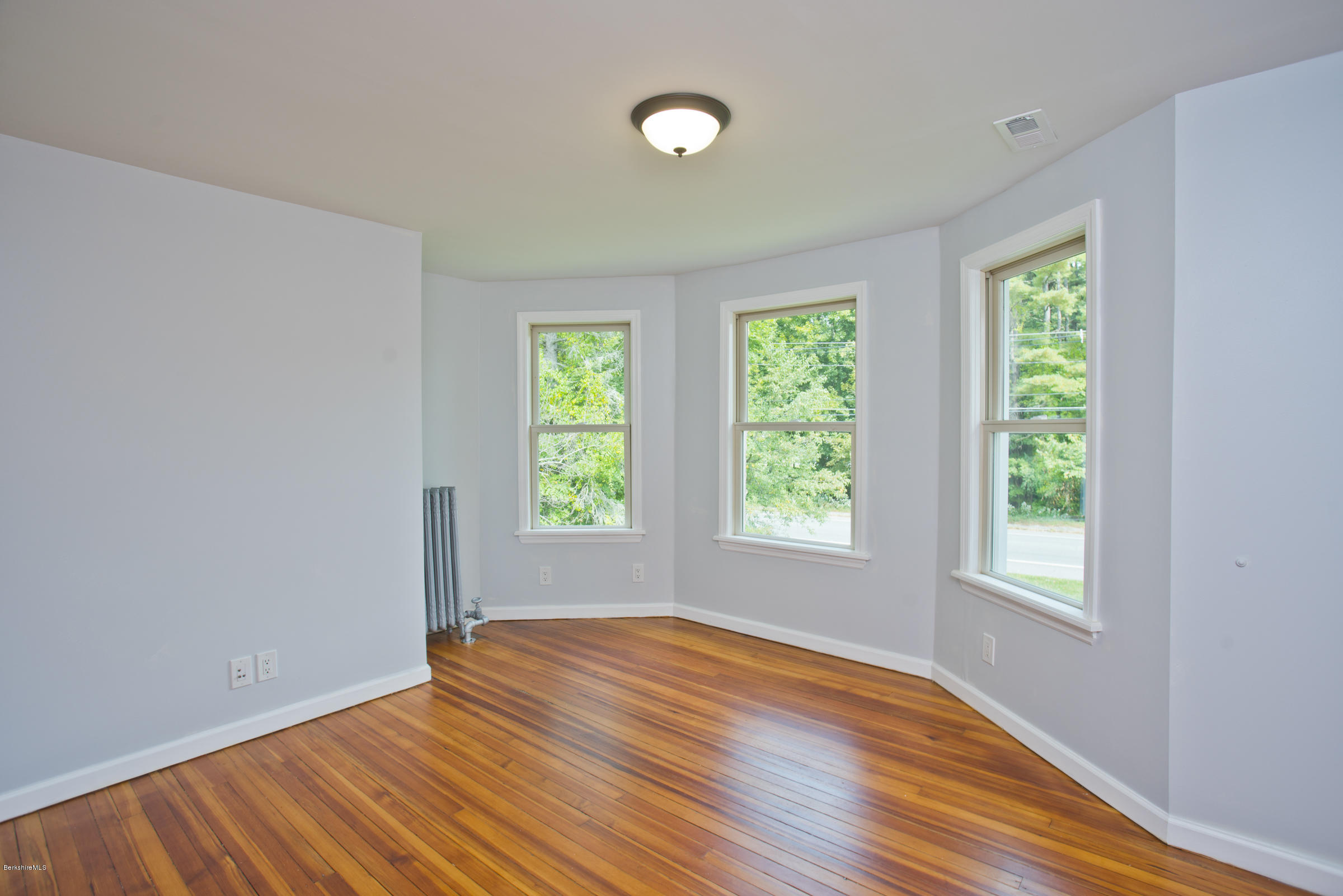 274 State Road Great Barrington, MA 01230 - Photo 17 of 32 bedroom