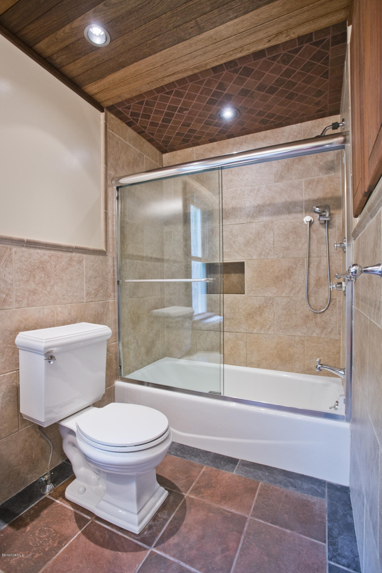 274 State Road Great Barrington, MA 01230 - Photo 22 of 32 full bath