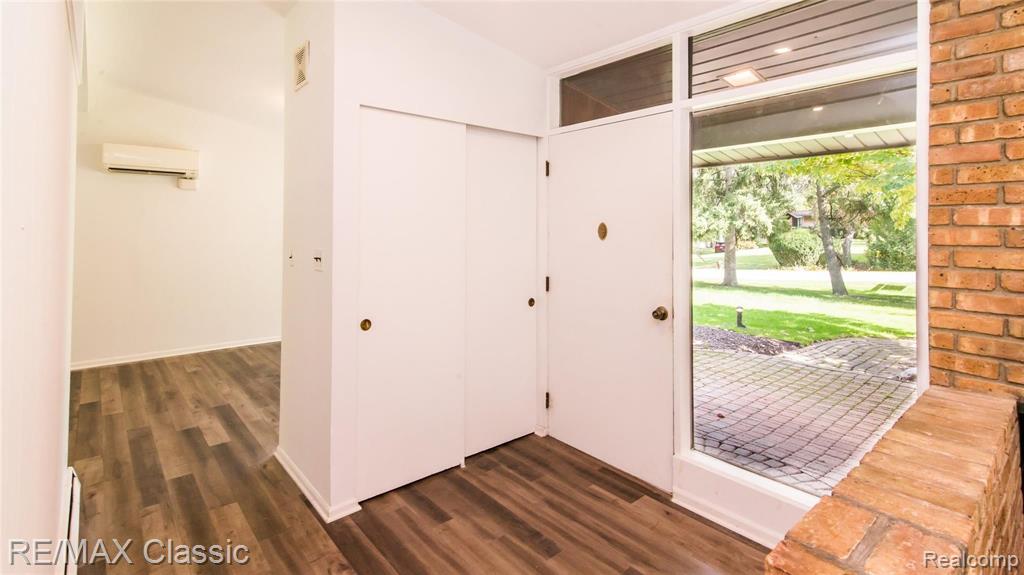 29726 Highmeadow Road Farmington Hills, MI 48334 - Photo 19 of 52