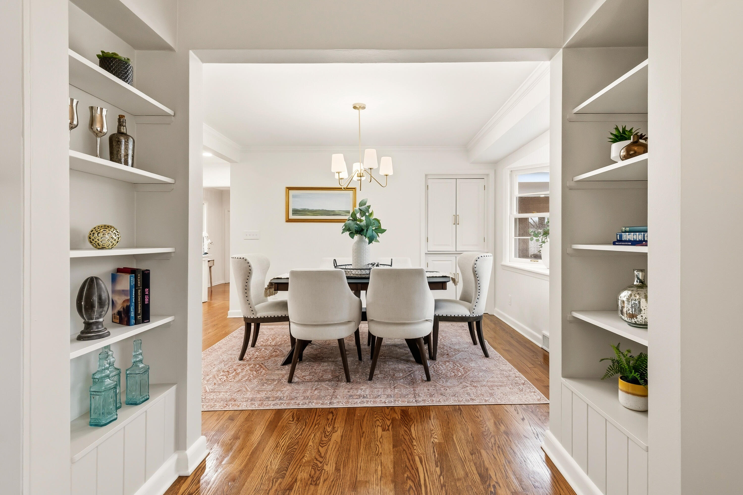 800 East Hermitage Road Bayside, WI 53217 - Photo 8 of 58 Dining Room