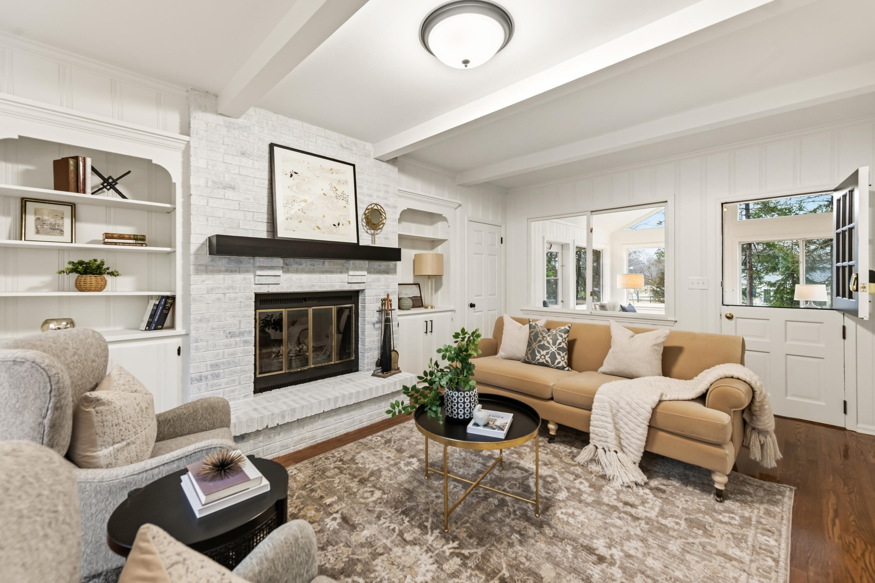 800 East Hermitage Road Bayside, WI 53217 - Photo 21 of 58 Family Room