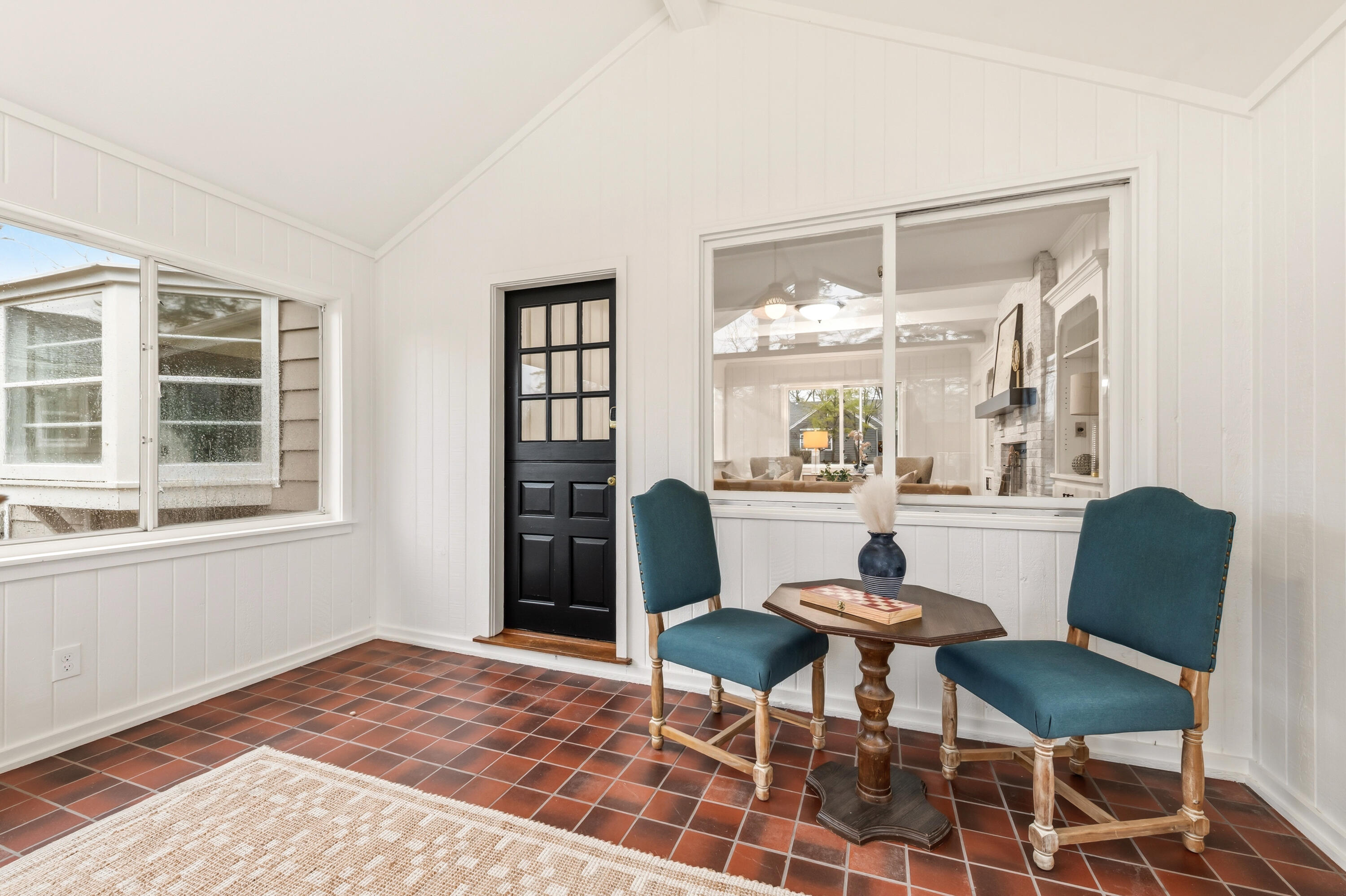 800 East Hermitage Road Bayside, WI 53217 - Photo 29 of 58 3 Season Room