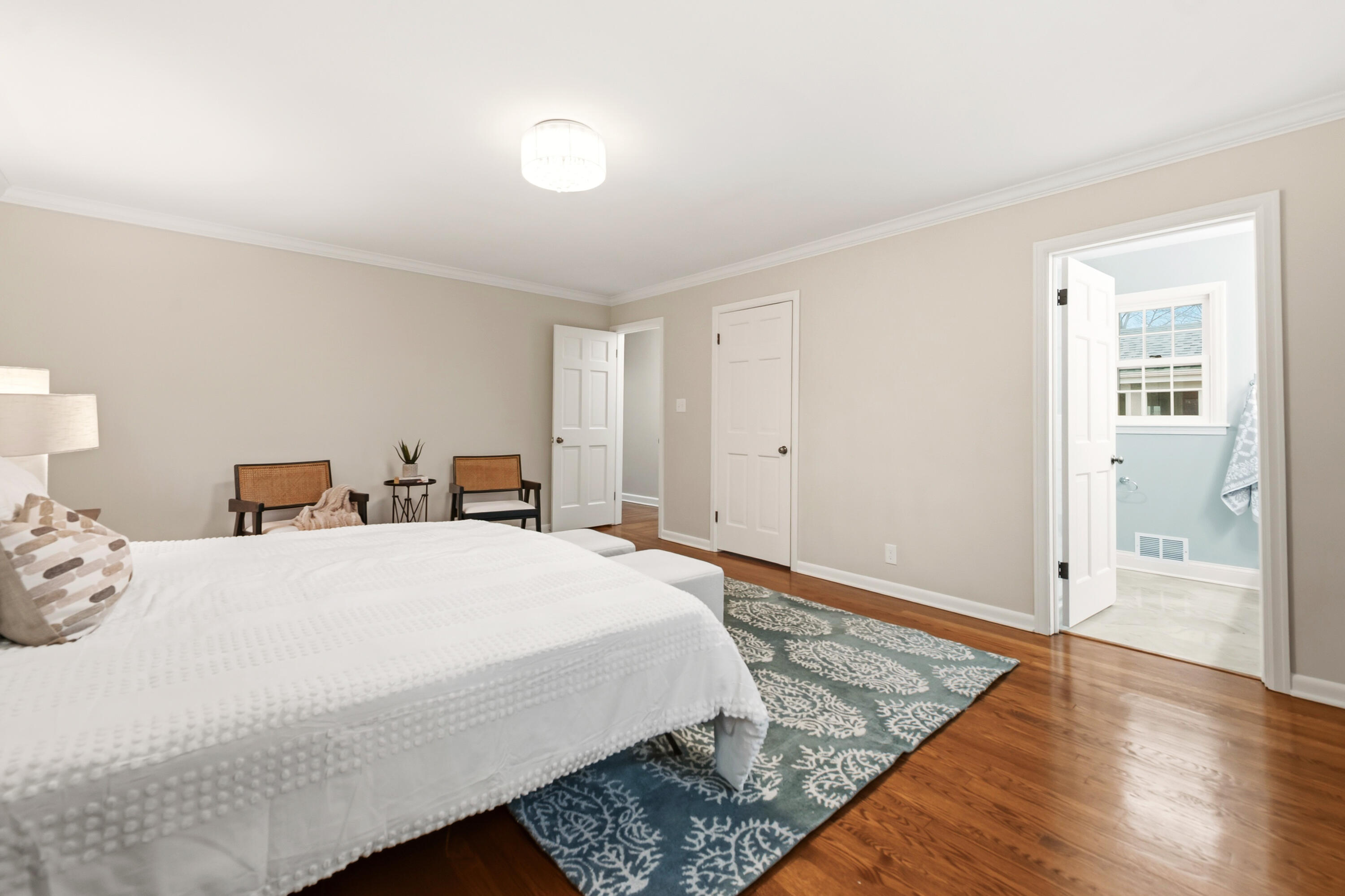 800 East Hermitage Road Bayside, WI 53217 - Photo 32 of 58 Primary Bedroom