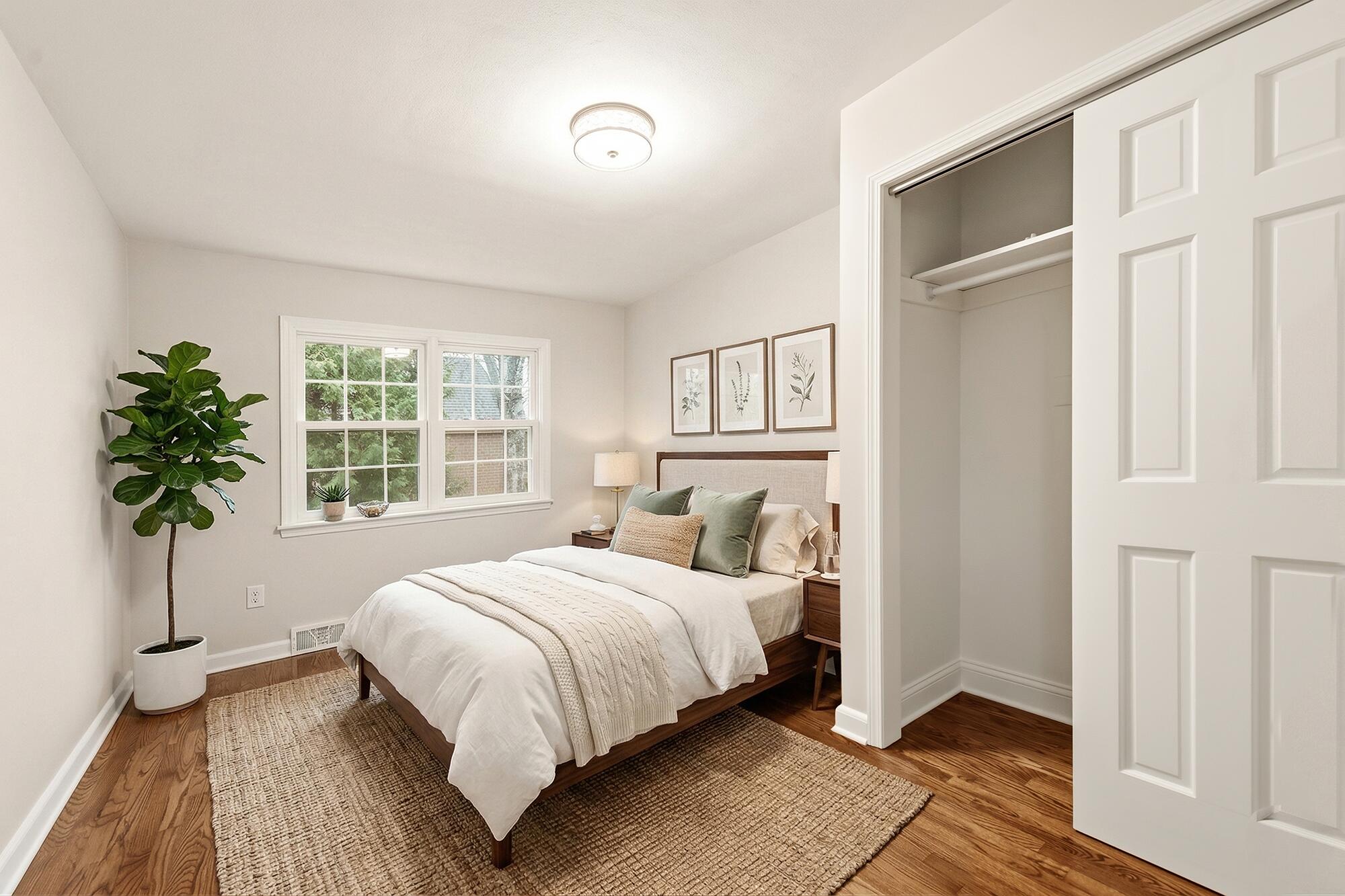 800 East Hermitage Road Bayside, WI 53217 - Photo 44 of 58 Bedroom 3