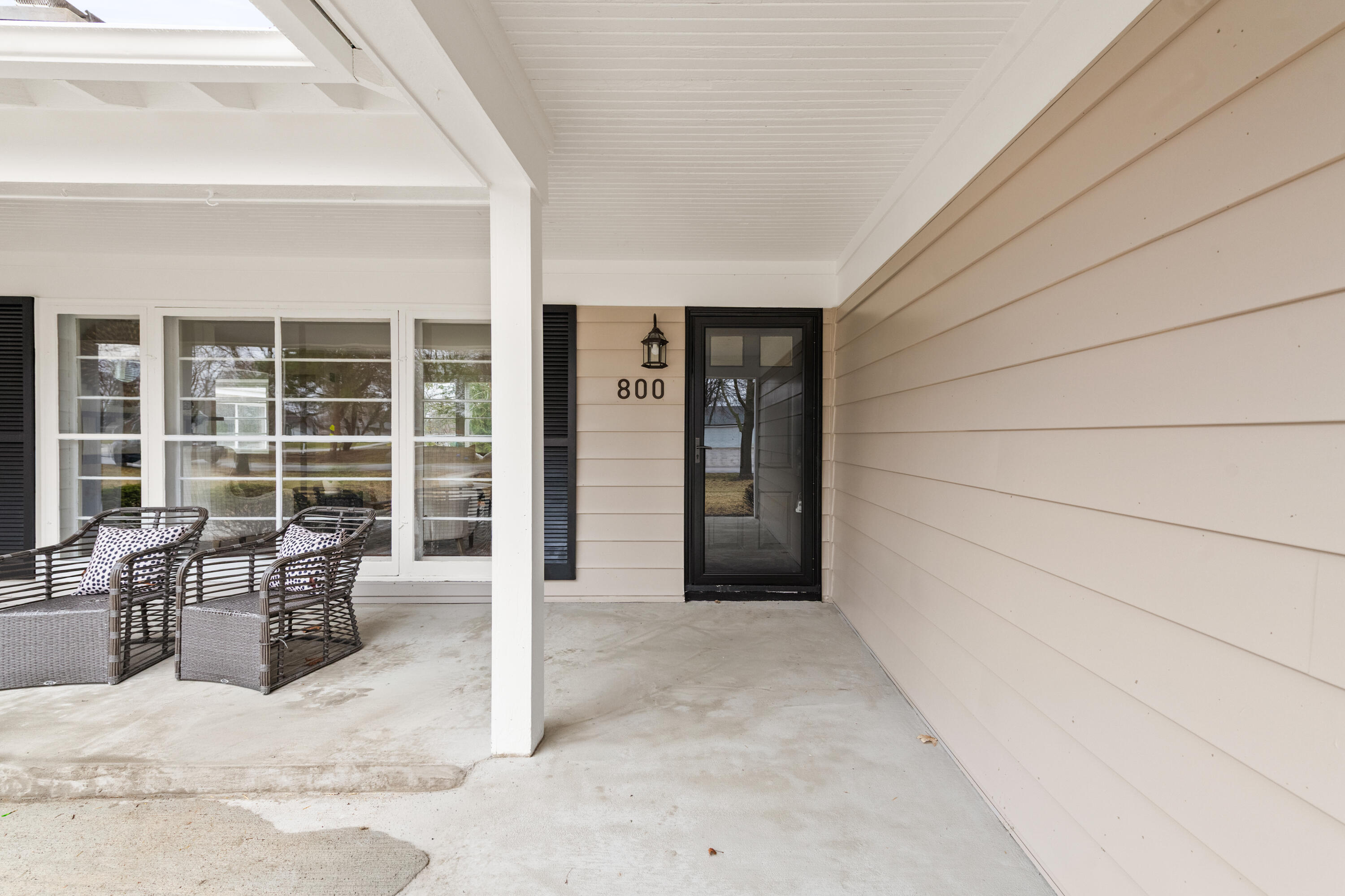 800 East Hermitage Road Bayside, WI 53217 - Photo 55 of 58 Welcome home!