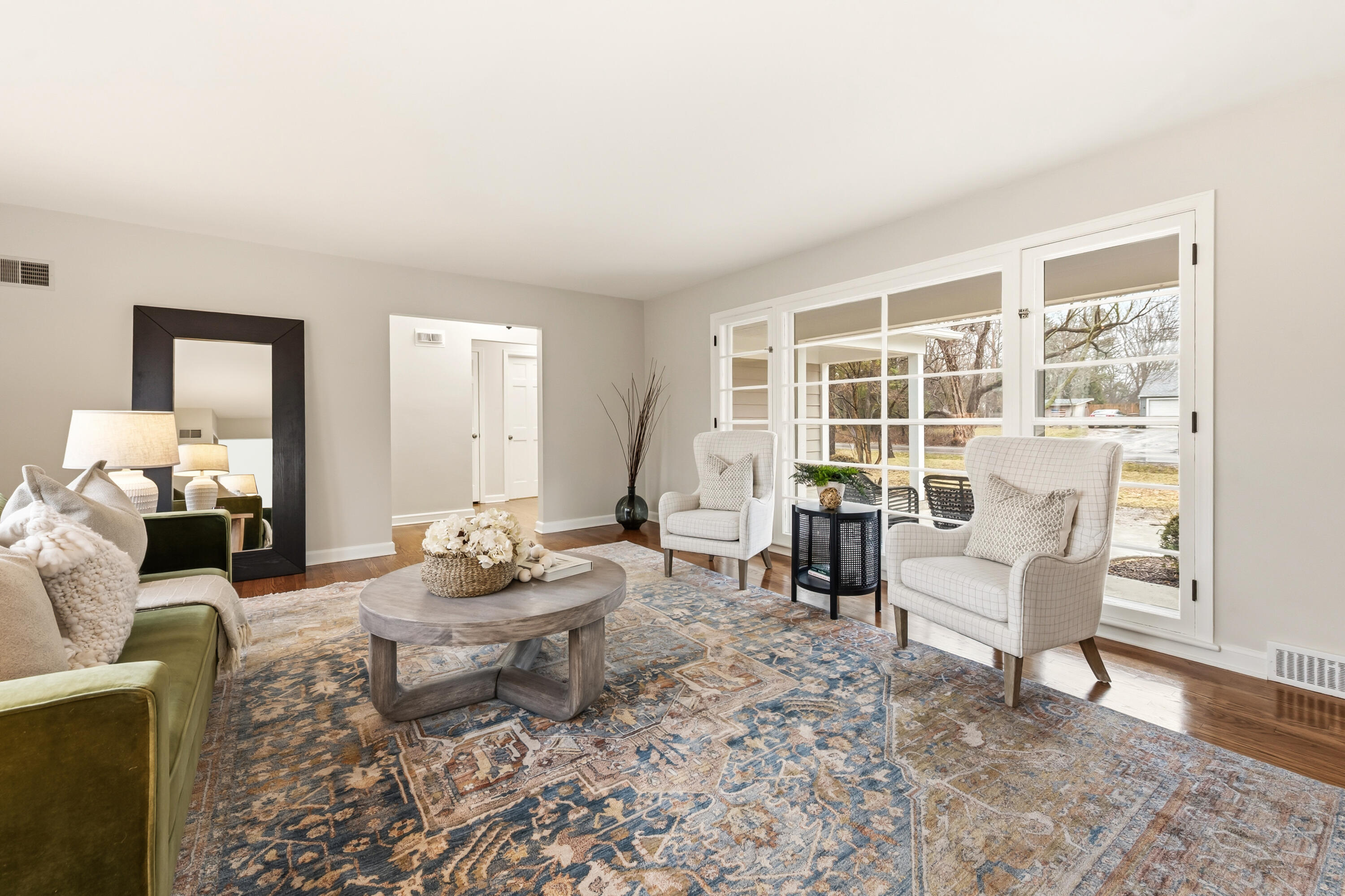 800 East Hermitage Road Bayside, WI 53217 - Photo 6 of 58 Living Room