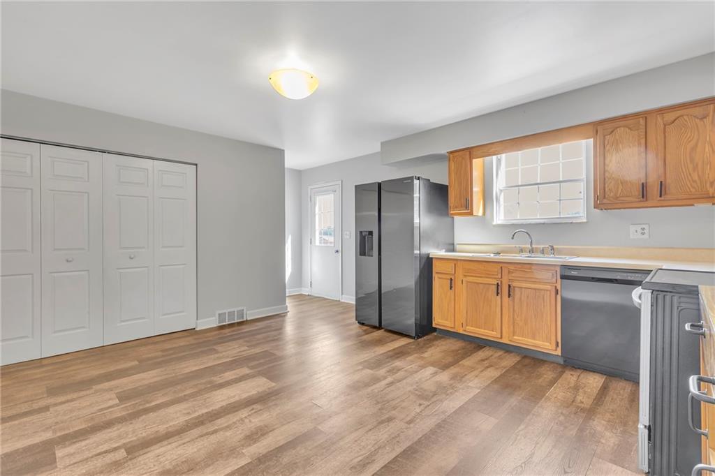 2902 Darlington Road, Unit 103 Beaver Falls, PA 15010 - Photo 9 of 19