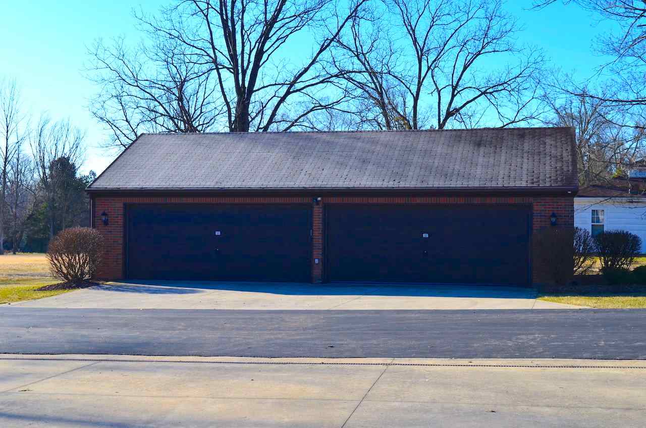 8140 Auburn Road Fort Wayne, IN 46825 - Photo 9 of 36