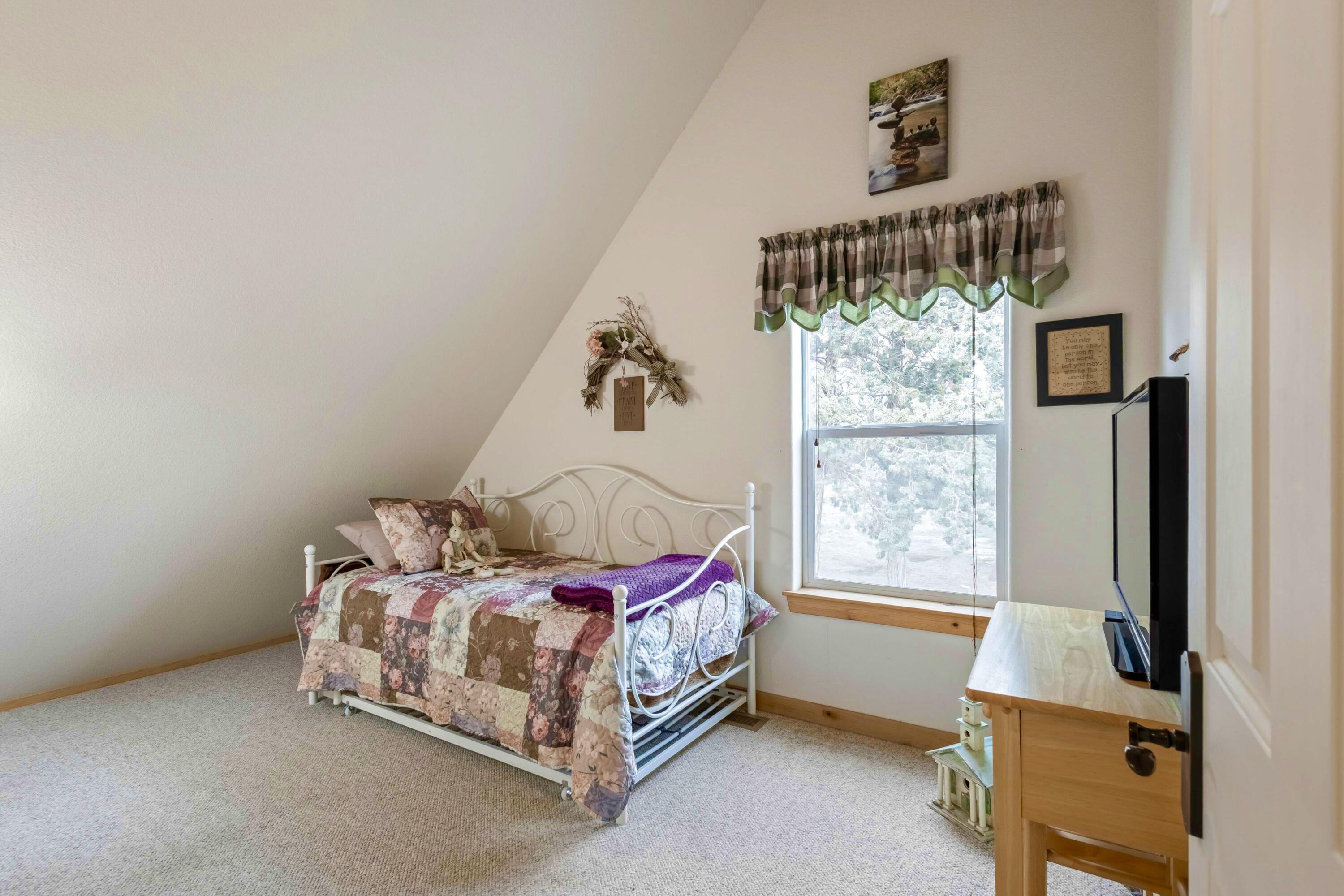 69469 Carlton Road Sisters, OR 97759 - Photo 26 of 44 26
