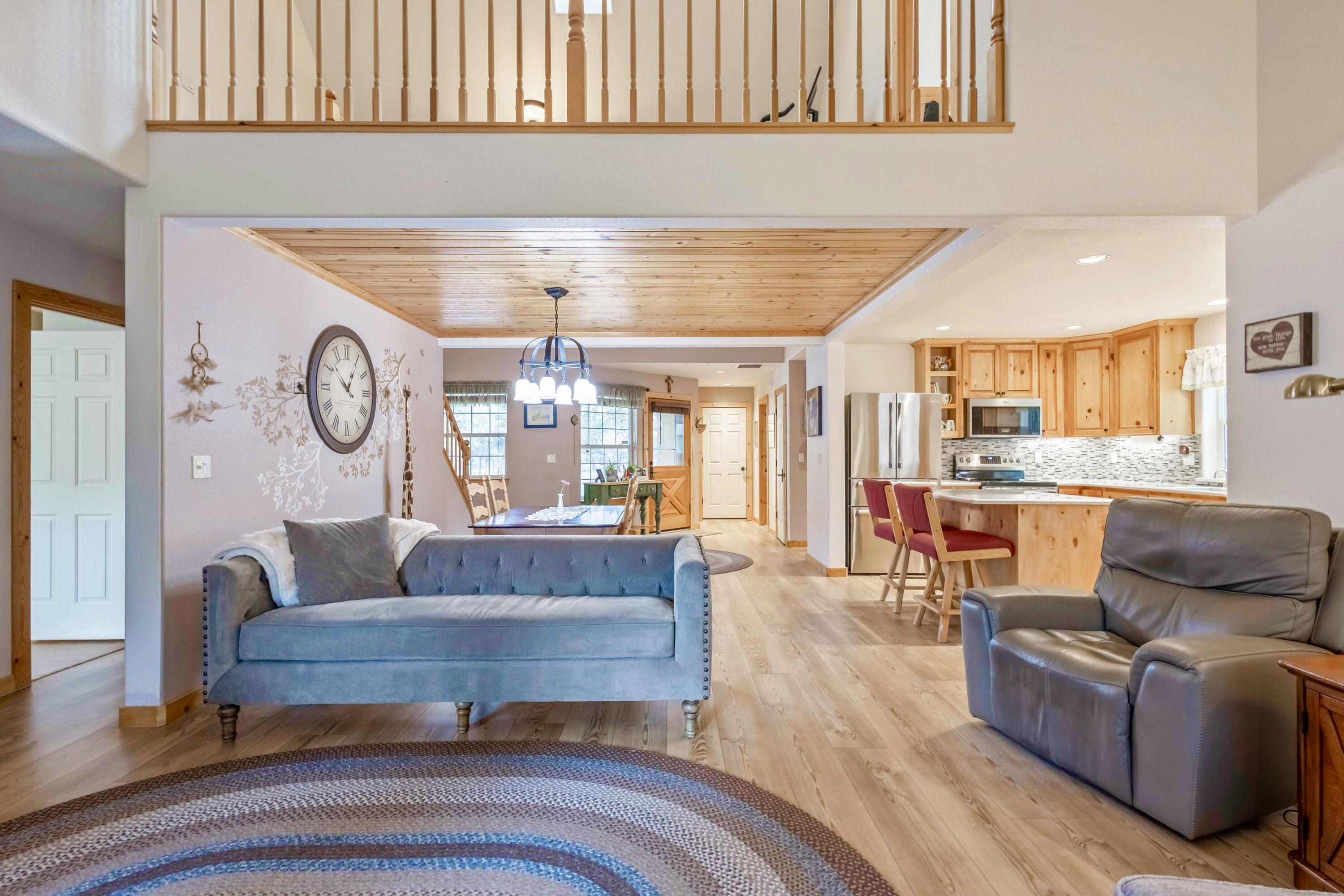 69469 Carlton Road Sisters, OR 97759 - Photo 8 of 44 8