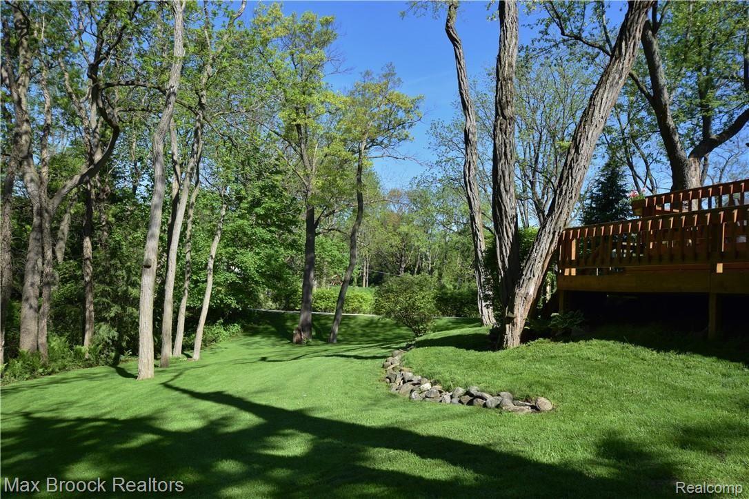 4205 Valley Forge Road Bloomfield Hills, MI 48301 - Photo 29 of 30 back yard .JPG