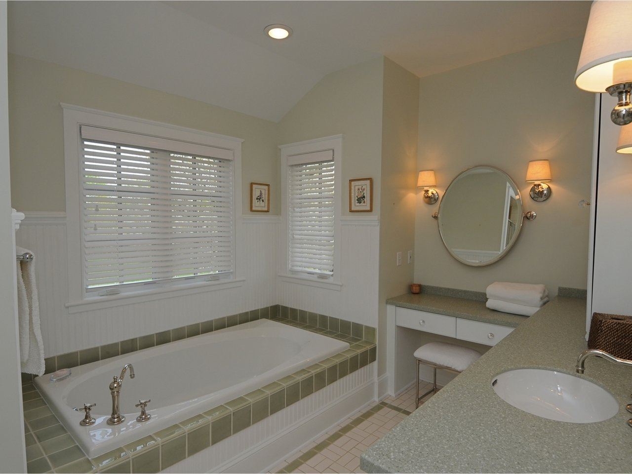 323 Upper Old Town Trail Charlotte, VT 05445 - Photo 15 of 28