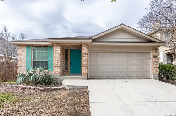 $1,699 | 2476 Medina Drive, New Braunfels, TX 78130