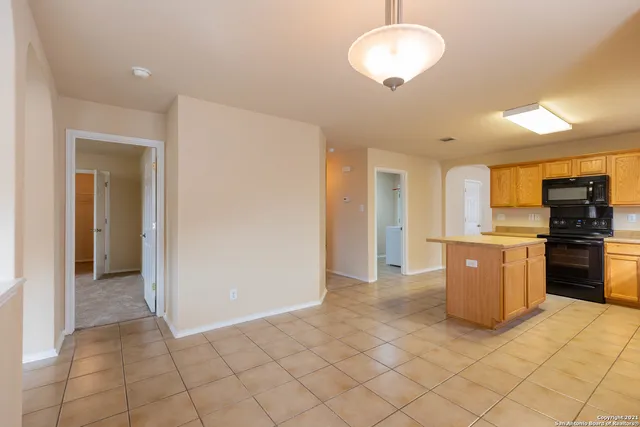 $1,850 | 2476 Medina Drive, New Braunfels, TX 78130