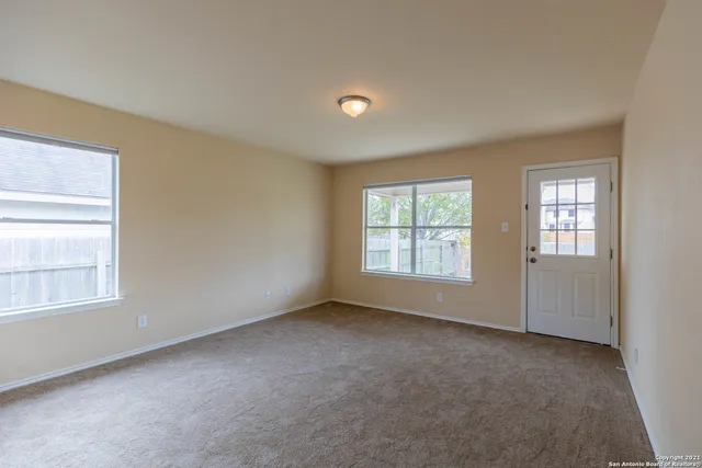 $1,850 | 2476 Medina Drive, New Braunfels, TX 78130