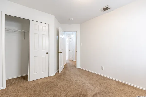 $1,699 | 2476 Medina Drive, New Braunfels, TX 78130