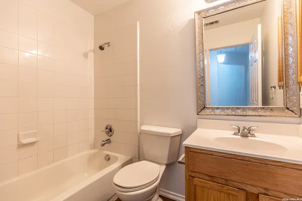 $1,699 | 2476 Medina Drive, New Braunfels, TX 78130