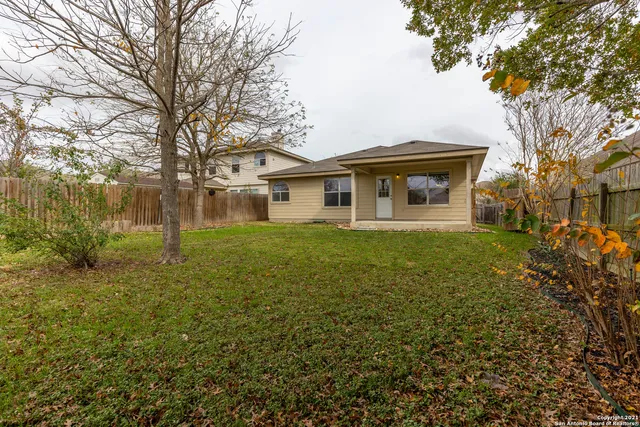 $1,850 | 2476 Medina Drive, New Braunfels, TX 78130