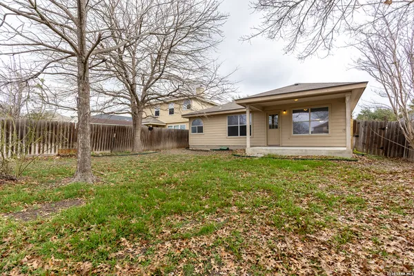 $1,699 | 2476 Medina Drive, New Braunfels, TX 78130