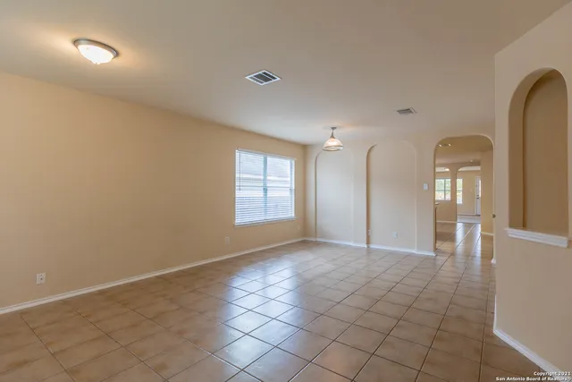 $1,850 | 2476 Medina Drive, New Braunfels, TX 78130