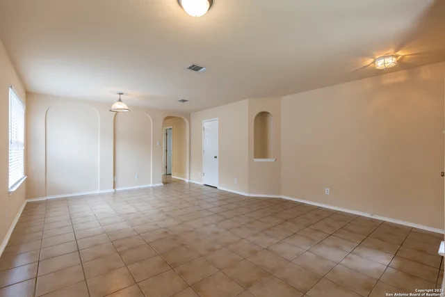 $1,850 | 2476 Medina Drive, New Braunfels, TX 78130