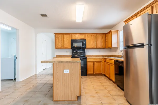 $1,699 | 2476 Medina Drive, New Braunfels, TX 78130