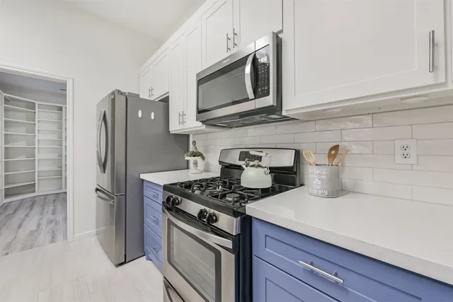 $400,000 | 3810 East Peach Hollow Circle, Pearland, TX 77584