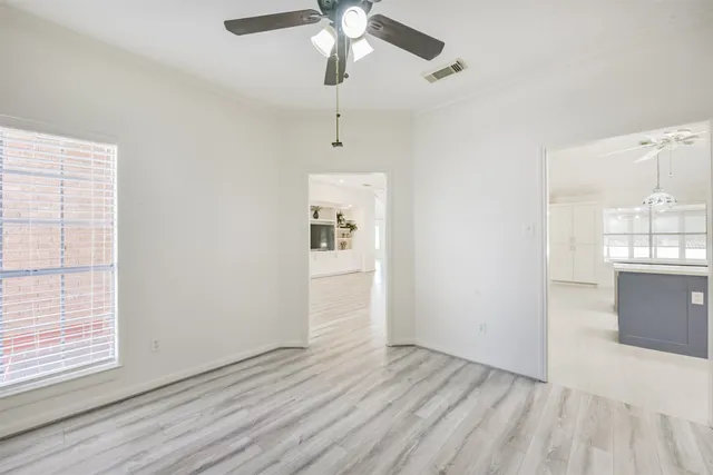 $400,000 | 3810 East Peach Hollow Circle, Pearland, TX 77584