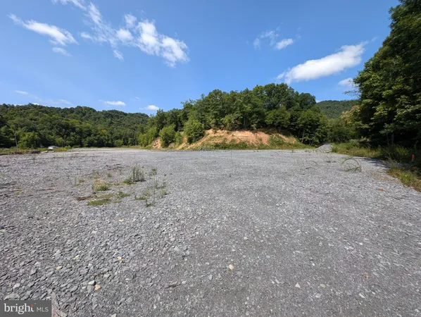 a view of an outdoor space and yard