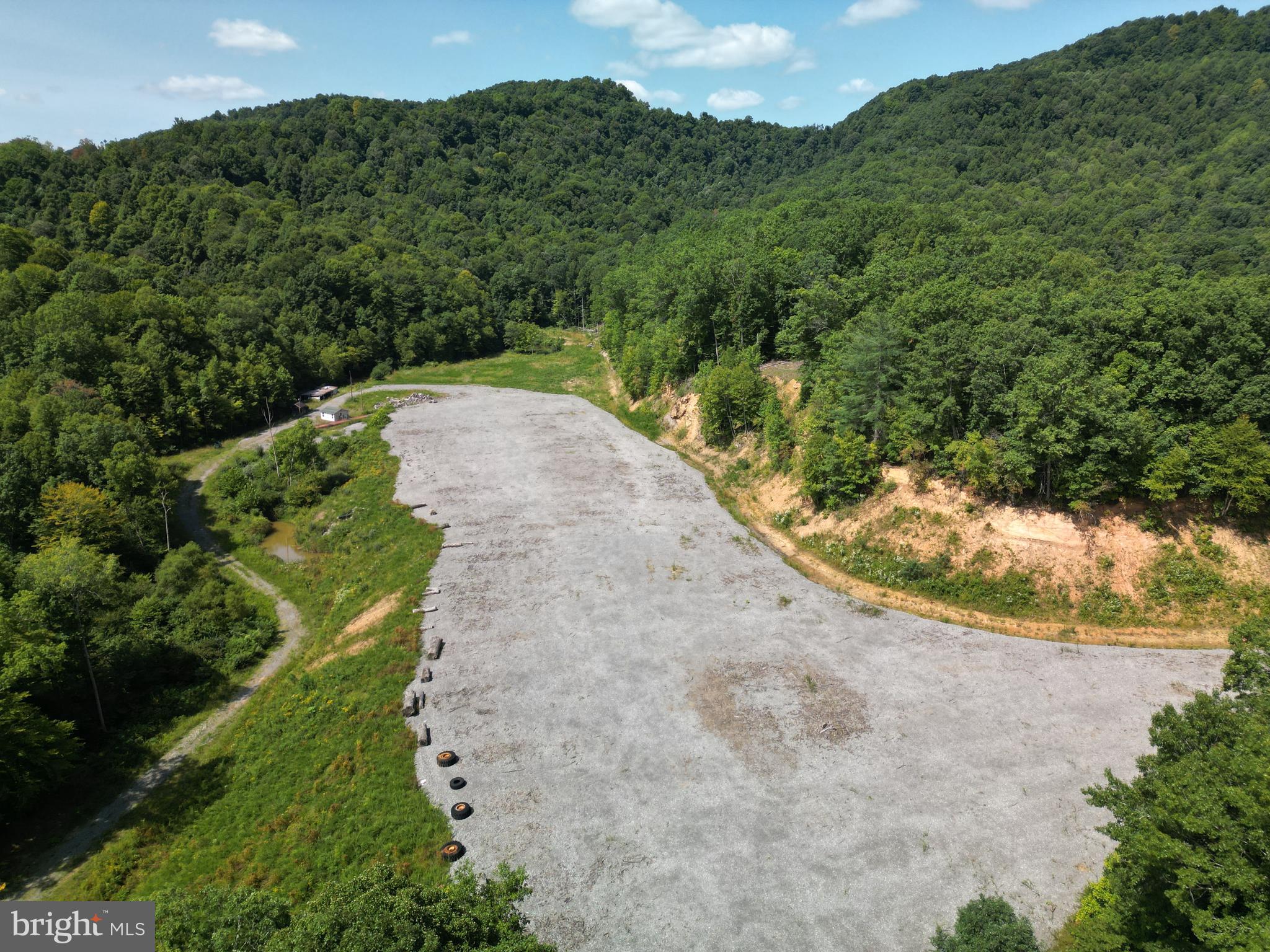 405 Checks Summersville, WV 26651 - Photo 3 of 21 an aerial view of a house
