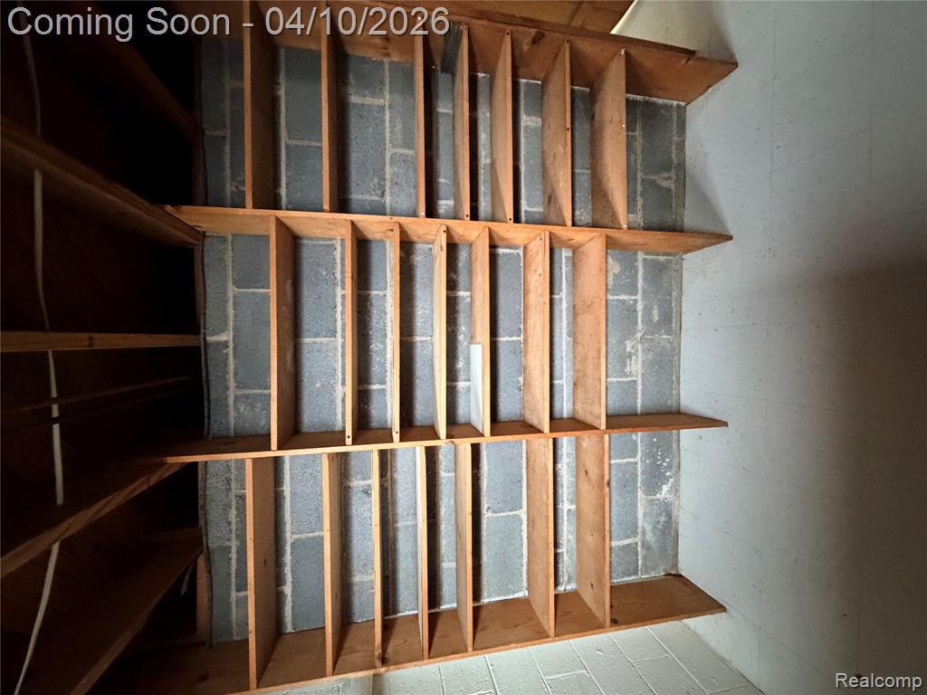 65 Hampton Road Grosse Pointe Shores, MI 48236 - Photo 13 of 21