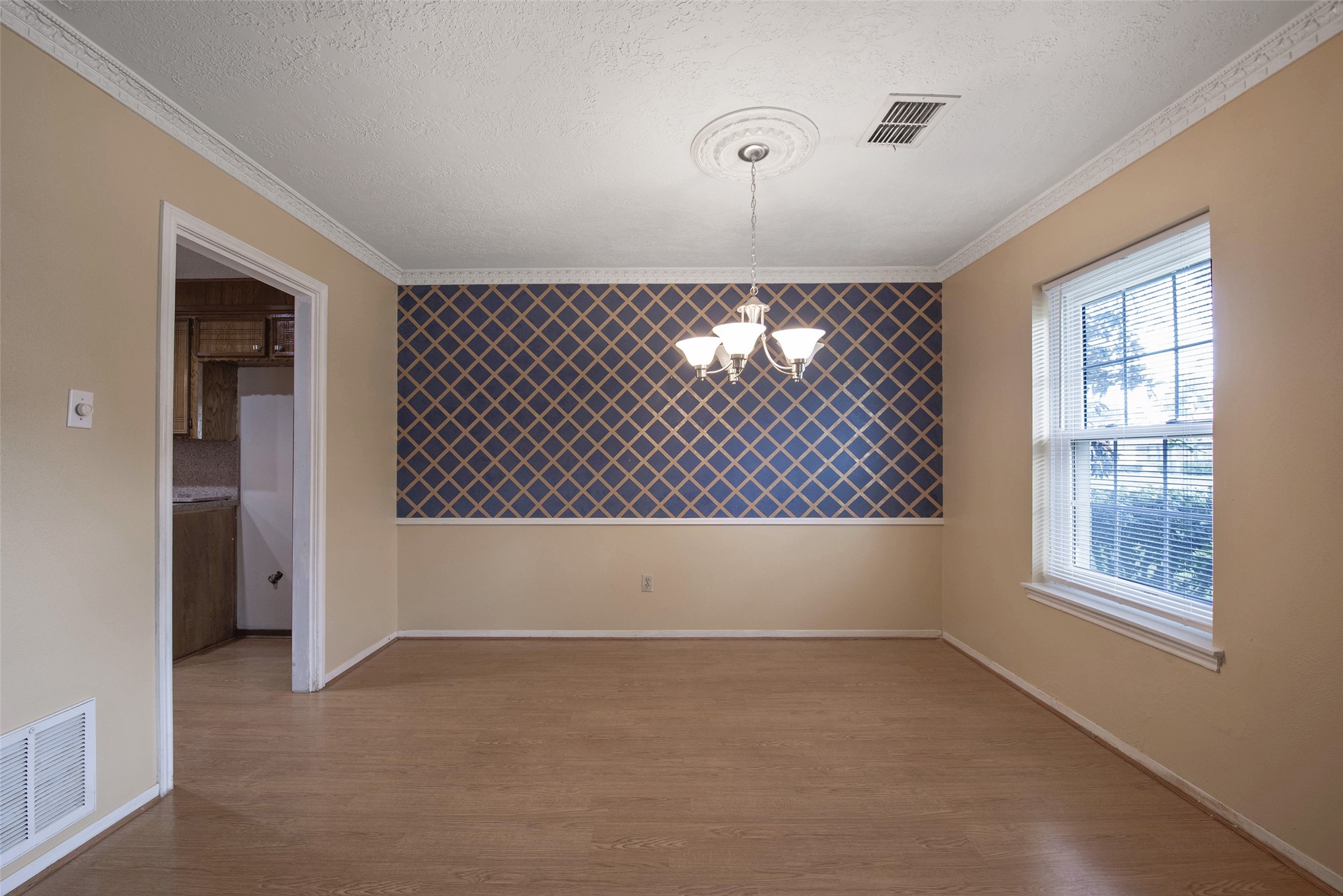 14510 Foxford Way Houston, TX 77015 - Photo 6 of 40