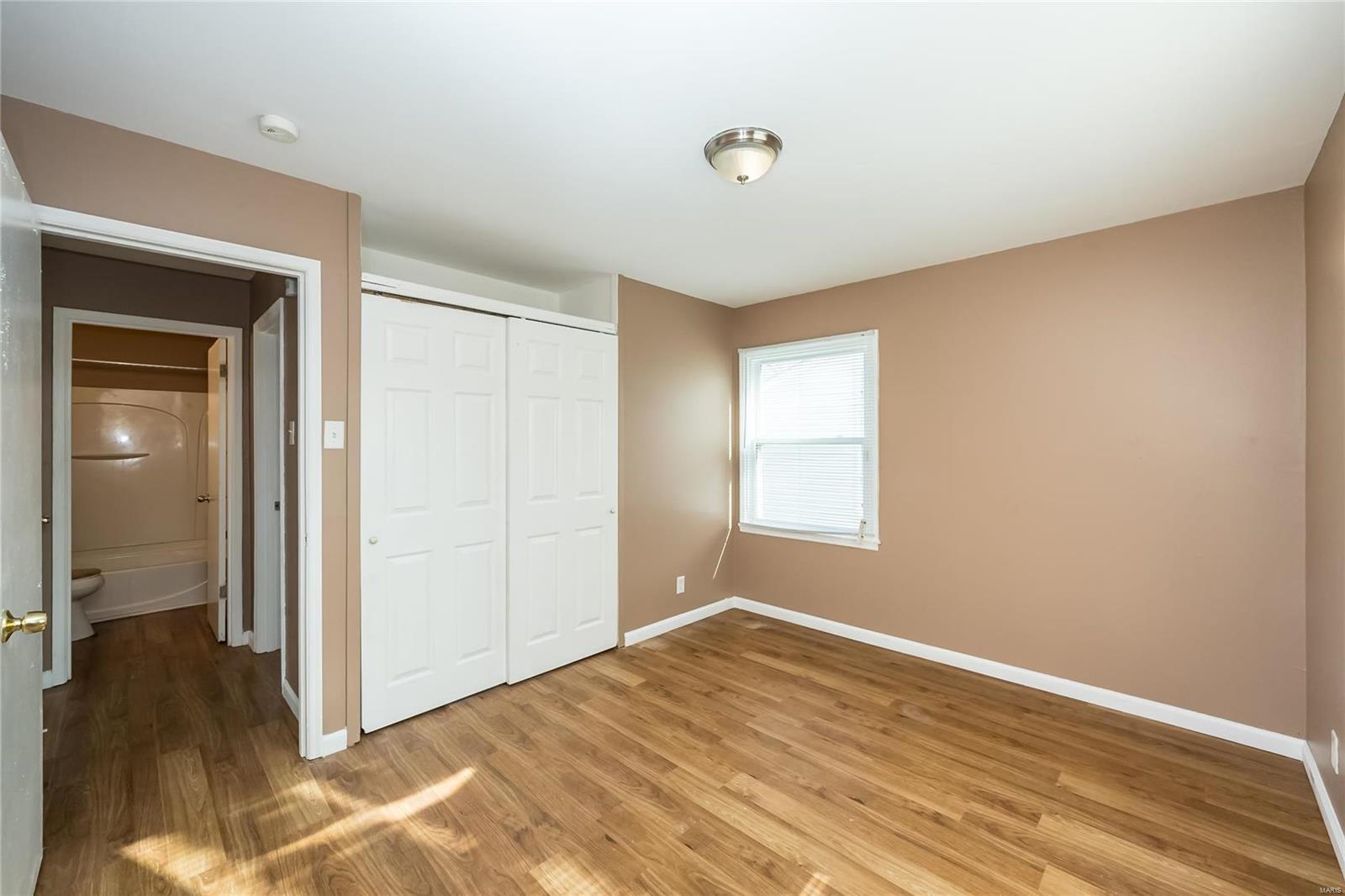 325 Caithness Road St. Louis, MO 63137 - Photo 17 of 29