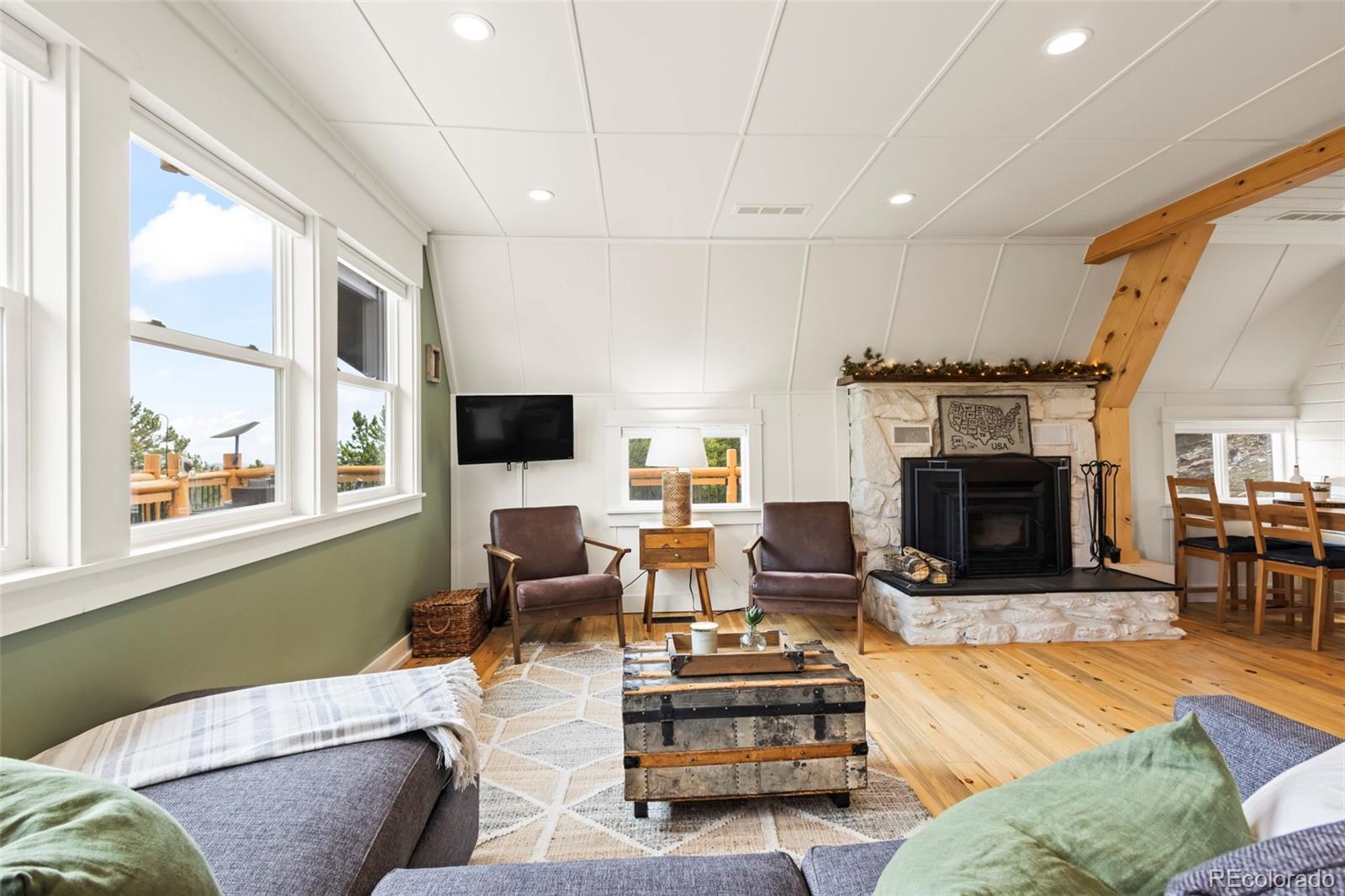 352 Apache Road Evergreen, CO 80439 - Photo 10 of 50 Gallery Image 10