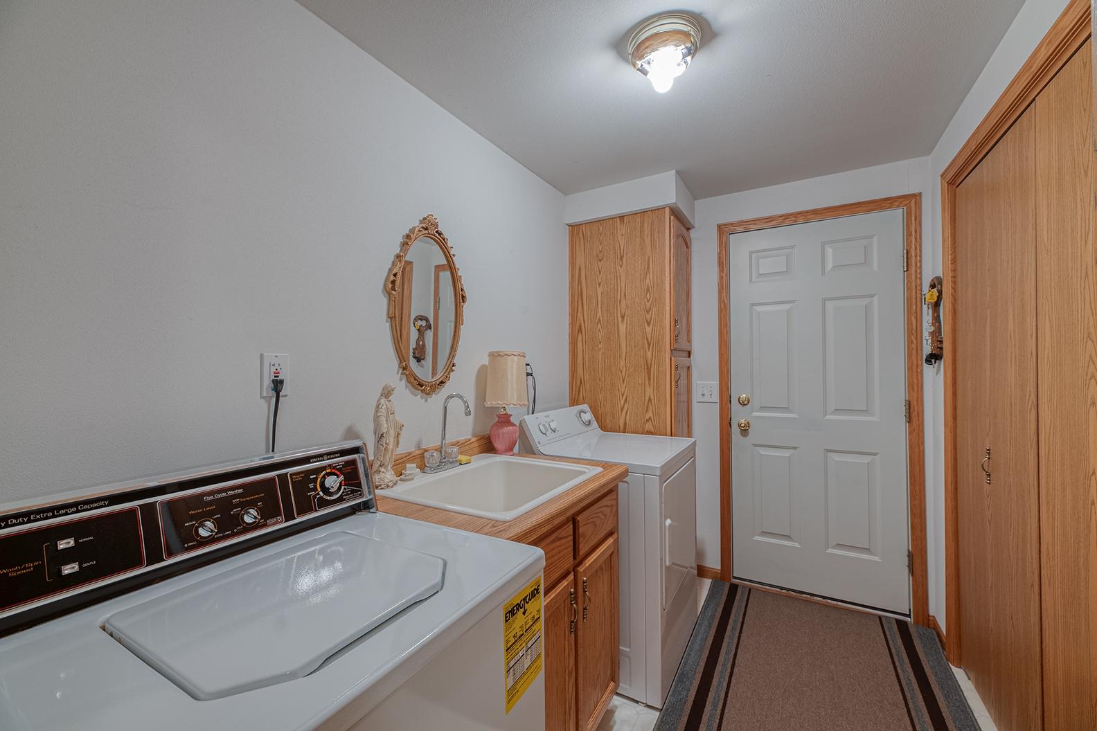 9451 Country Club Road Minocqua, WI 54548 - Photo 17 of 31 Gallery Image 17