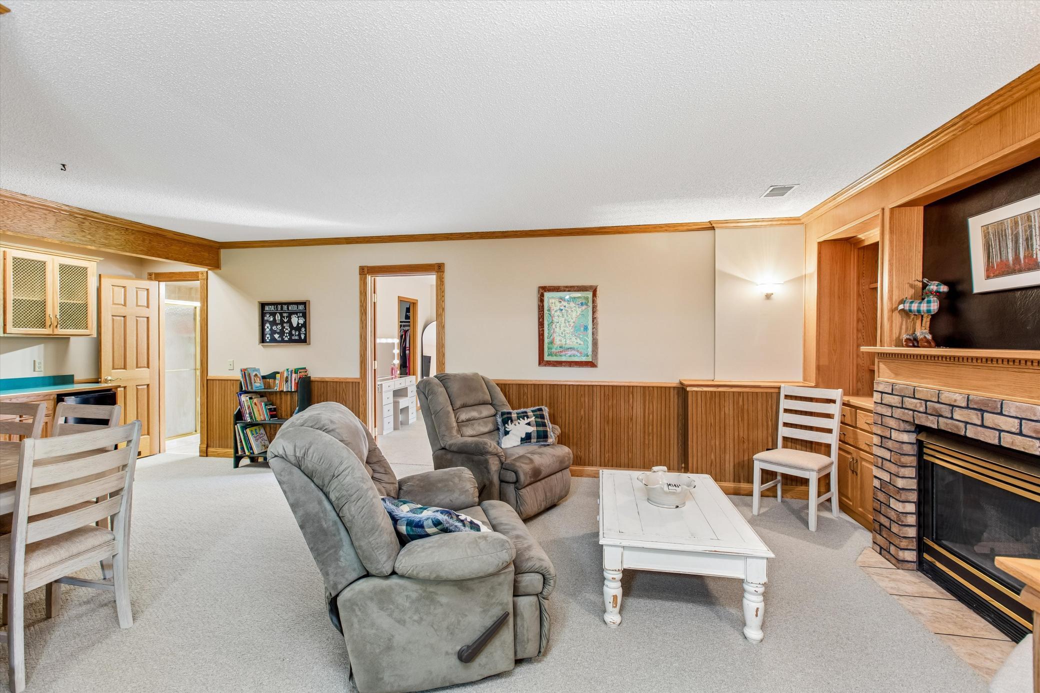 3012 Highpointe Curve Roseville, MN 55113 - Photo 23 of 32 Gallery Image 23