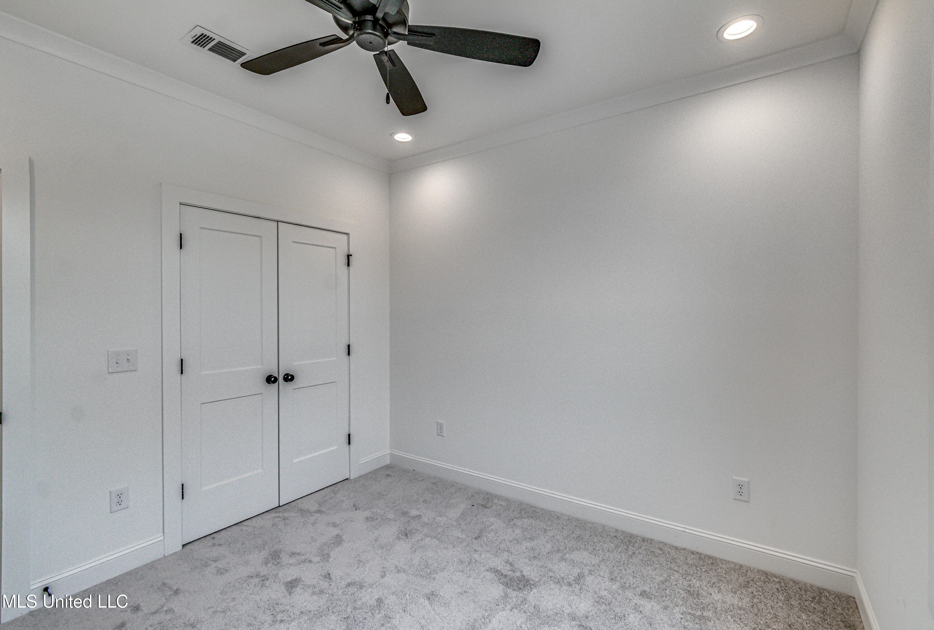 322 Celadon Way Brandon, MS 39042 - Photo 13 of 54 322 Celadon Way -9