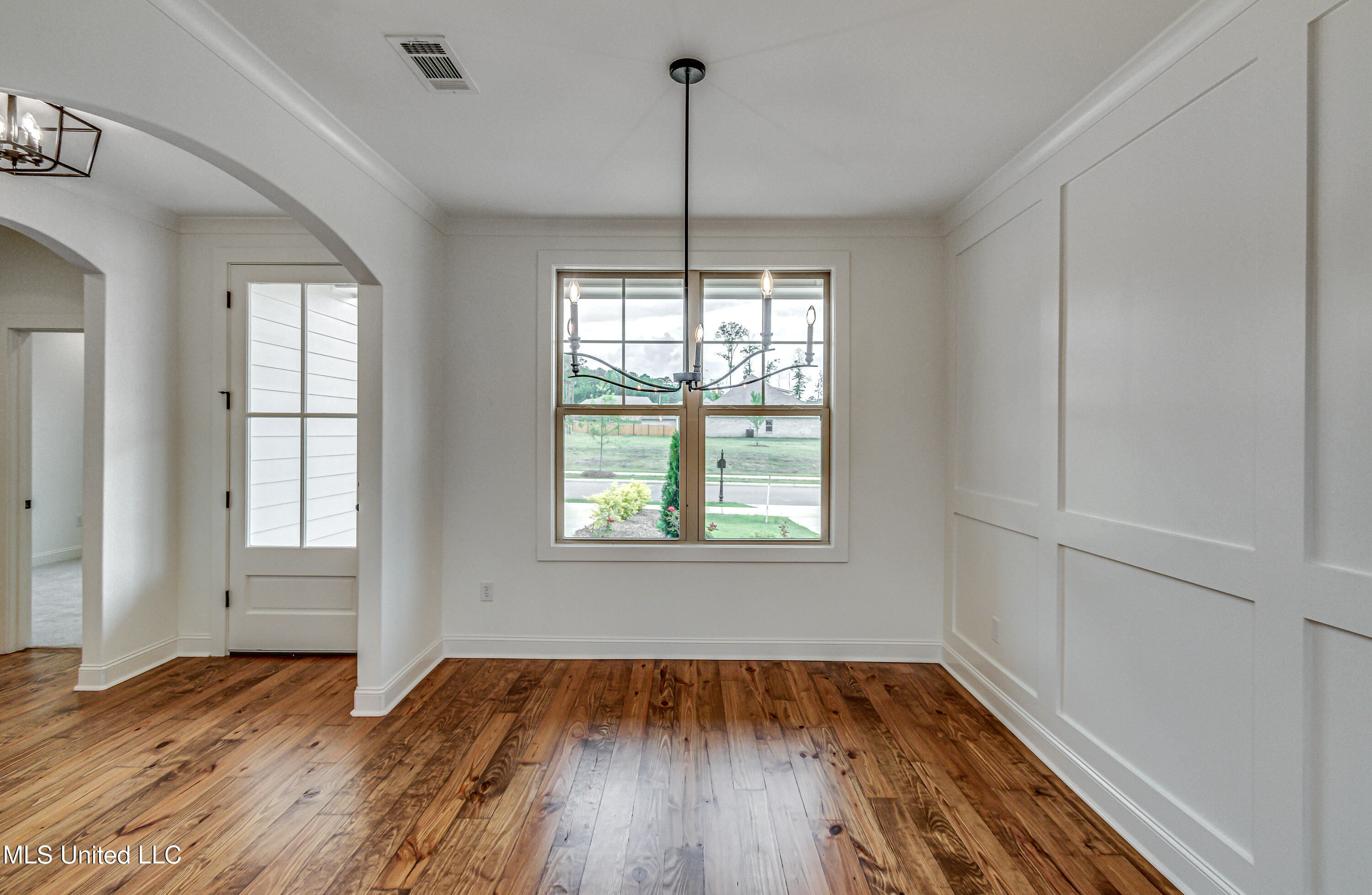 322 Celadon Way Brandon, MS 39042 - Photo 7 of 54 322 Celadon Way -3