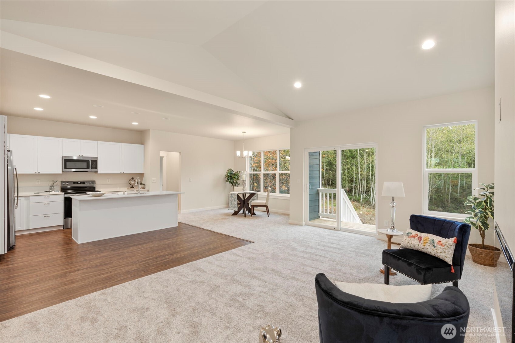 381 Rainier Lane Port Ludlow, WA 98365 - Photo 11 of 36