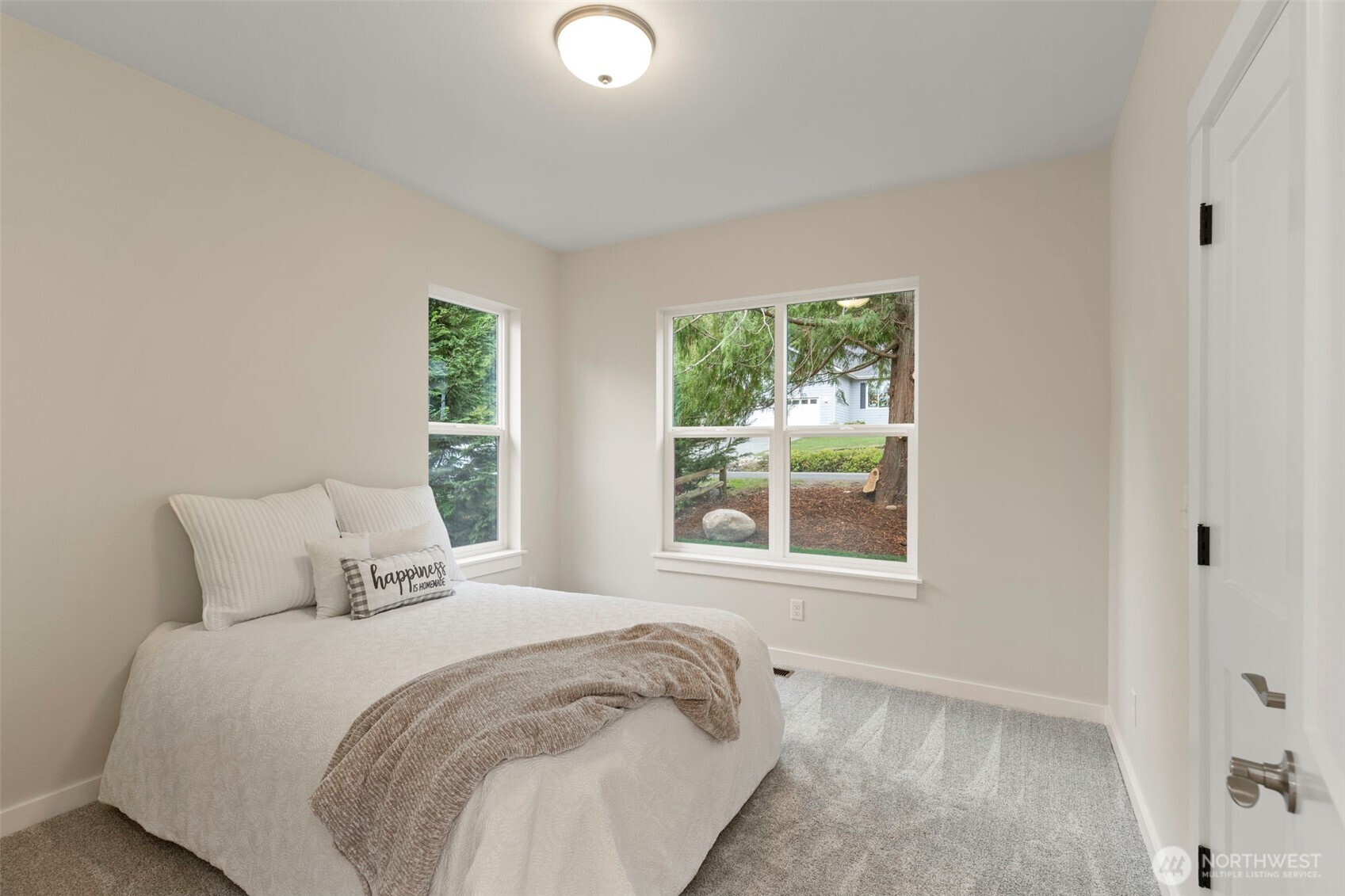 381 Rainier Lane Port Ludlow, WA 98365 - Photo 21 of 36