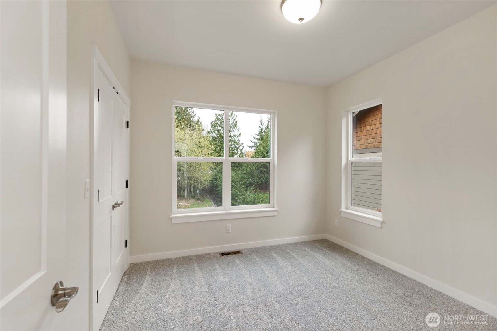 381 Rainier Lane Port Ludlow, WA 98365 - Photo 22 of 36