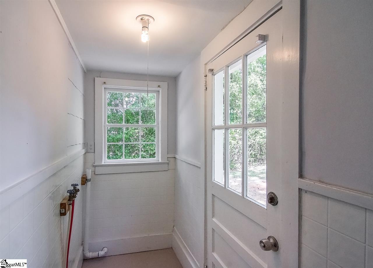 1303 Grove Road Greenville, SC 29605 - Photo 19 of 29 Gallery Image 19