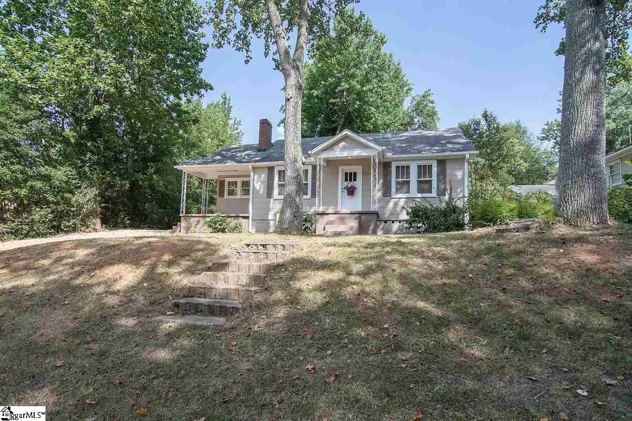 1303 Grove Road Greenville, SC 29605 - Photo 3 of 29 Gallery Image 3