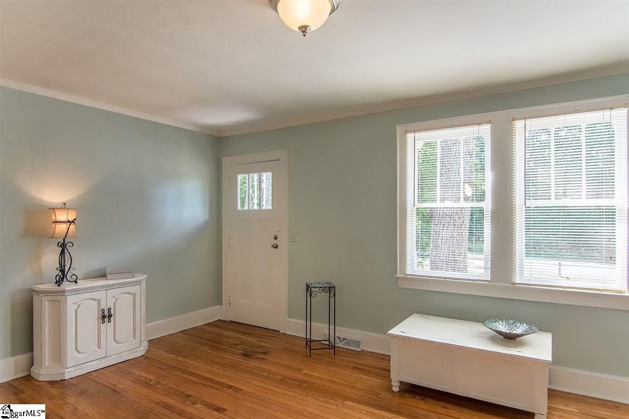 1303 Grove Road Greenville, SC 29605 - Photo 10 of 29 Gallery Image 10