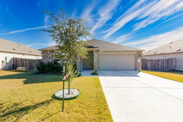 $1,895 | 730 Carol Drive, Hutto, TX 78634