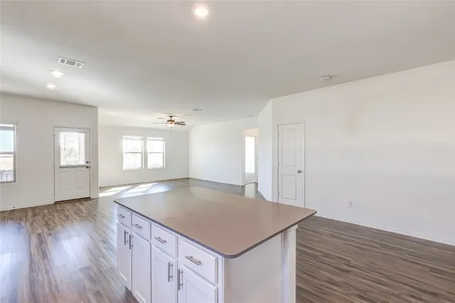 $1,895 | 730 Carol Drive, Hutto, TX 78634