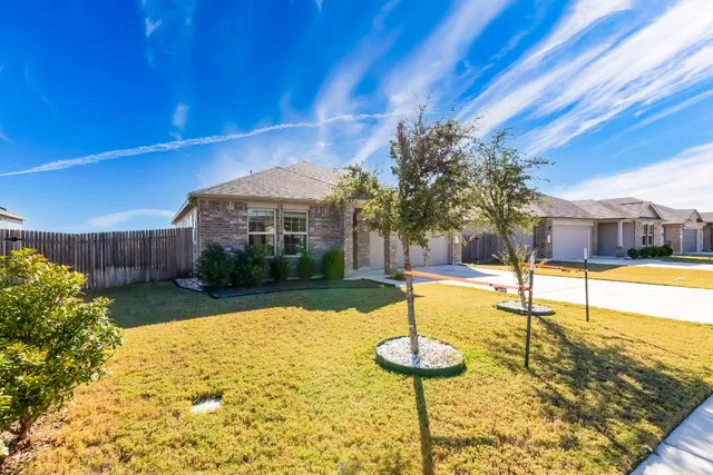 $1,895 | 730 Carol Drive, Hutto, TX 78634