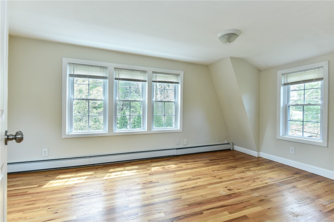 131 Cowesett Road Warwick, RI 02886 - Photo 19 of 32 Large front bedroom